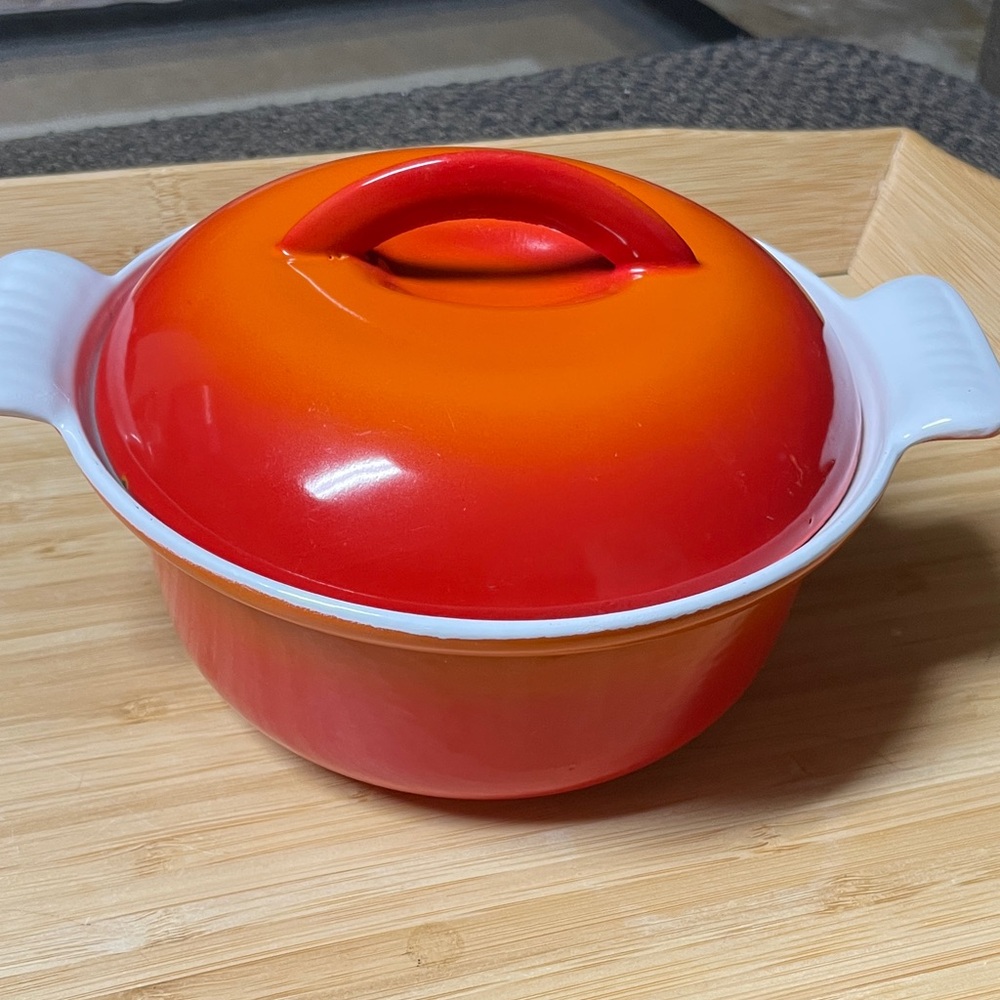 Descoware vintage flame Orange enamel covered cast iron casserole